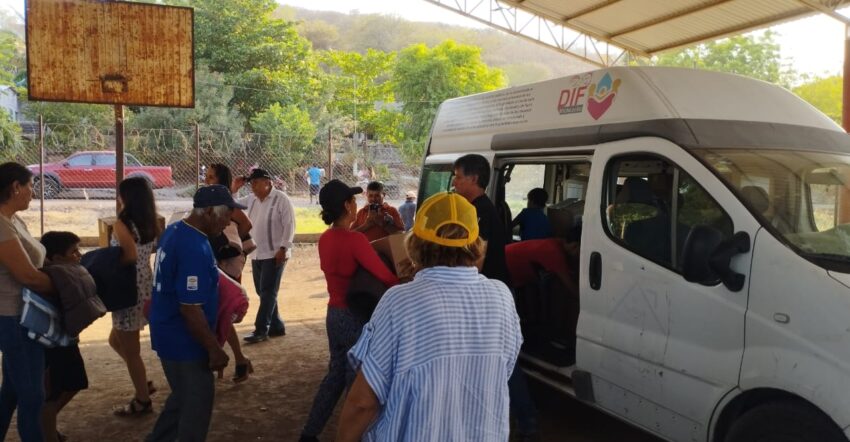 Todas las familias desplazadas regresan a sus comunidades en Apatzingán: DIF Michoacán